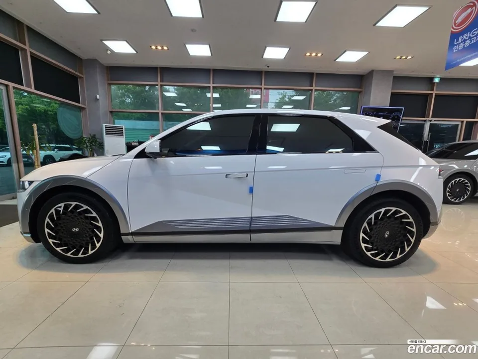 Hyundai Ioniq 5 AWD 2024 — thumbnail 3