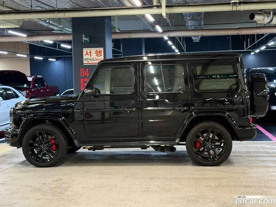 Mercedes-Benz G-Class (W463b) AMG G63 2023 — thumbnail 4