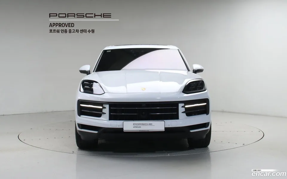 Porsche Cayenne 3.0 S E- 2025 — thumbnail 3