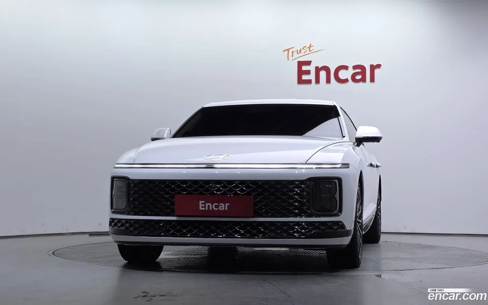 Hyundai Grandeur 2.5 2WD 2023 — thumbnail 3