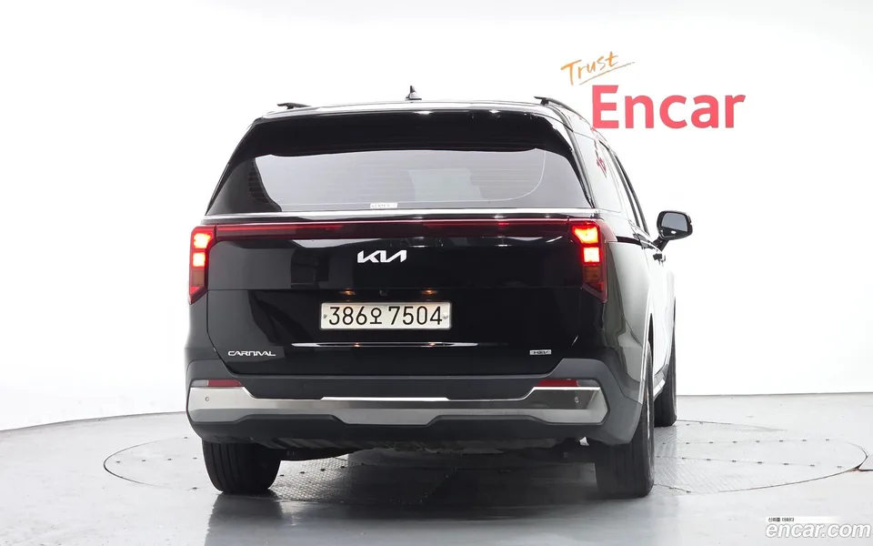 Kia Carnival HEV 9 2024 — thumbnail 4