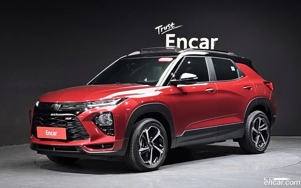 Chevrolet Trailblazer 1.3 4WD 2022 — photo 1, buy with delivery to Moscow