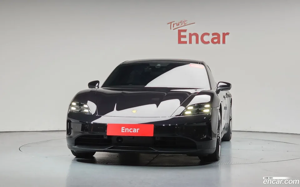 Porsche Taycan 4S 2025 — thumbnail 3