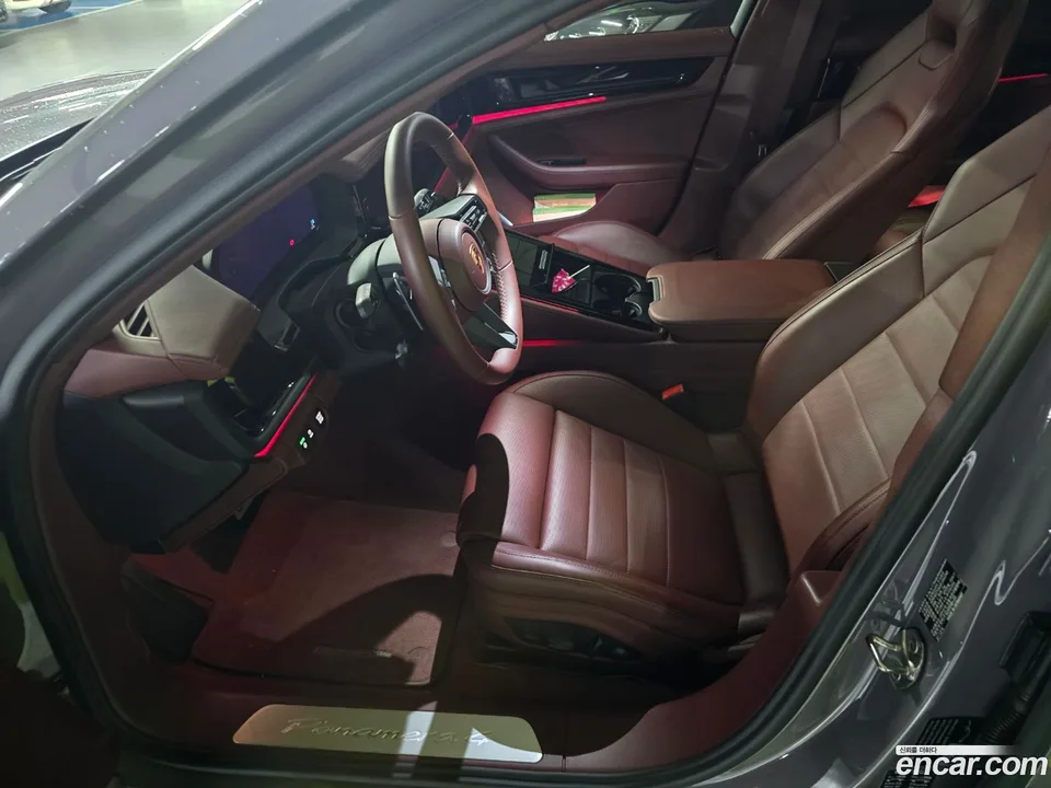 Porsche Panamera (976) 2.9 AWD E- 2025 — thumbnail 2
