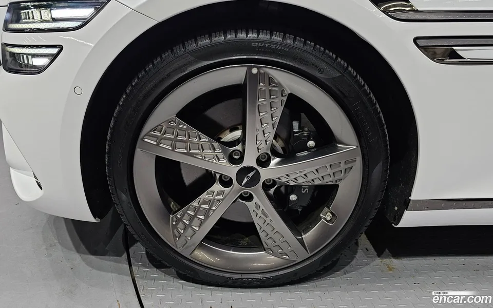 Genesis G80 2.5 AWD 2025 — thumbnail 2