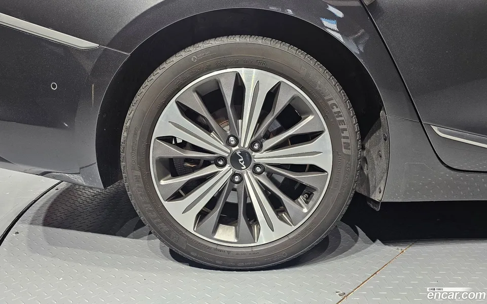 Kia K8 Hybrid 2022 — миниатюра 5