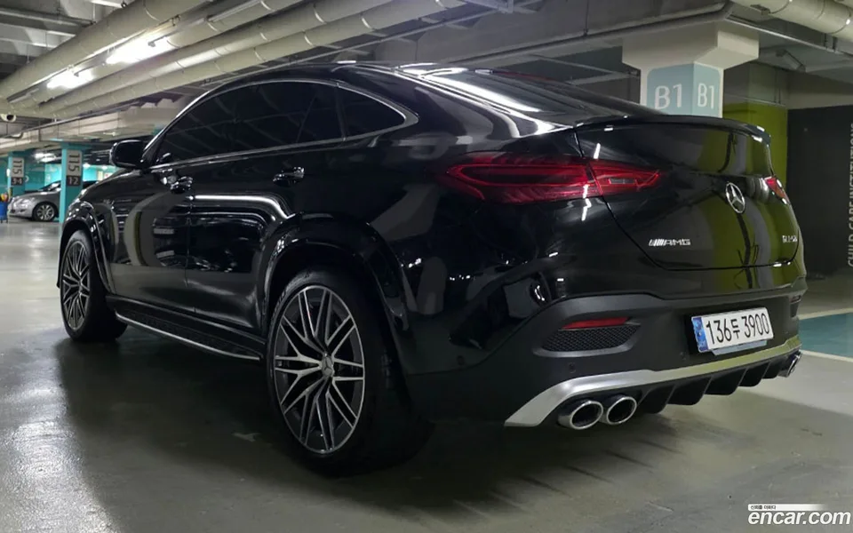 Mercedes-Benz GLE-Class AMG GLE53 4MATIC+ 2025 — thumbnail 3