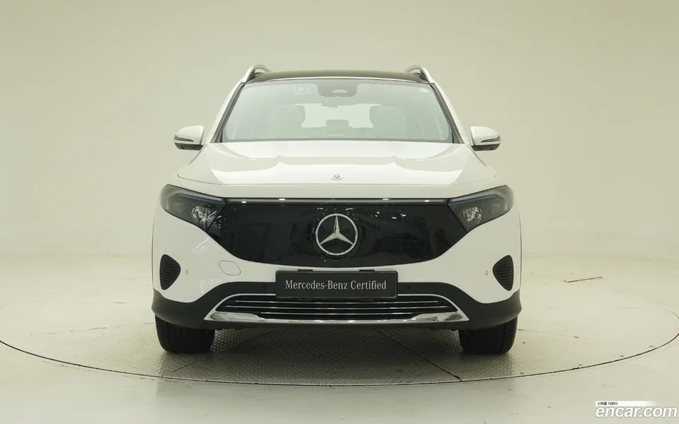 Mercedes-Benz EQB EQB300 4MATIC 2025 — миниатюра 3