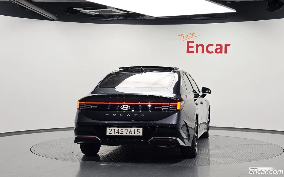 Hyundai Sonata The Edge 2.0 2023 — thumbnail 4