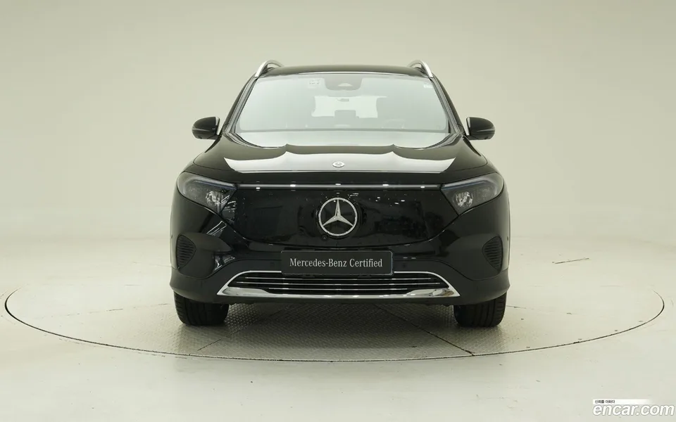 Mercedes-Benz EQB EQB300 4MATIC 2025 — thumbnail 3