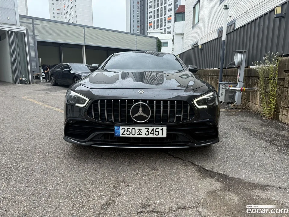 Mercedes-Benz AMG GT 4 43 4MATIC+ 2022 — thumbnail 3