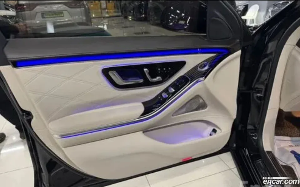 Mercedes-Benz S-Class S580 4MATIC 2022 — thumbnail 4