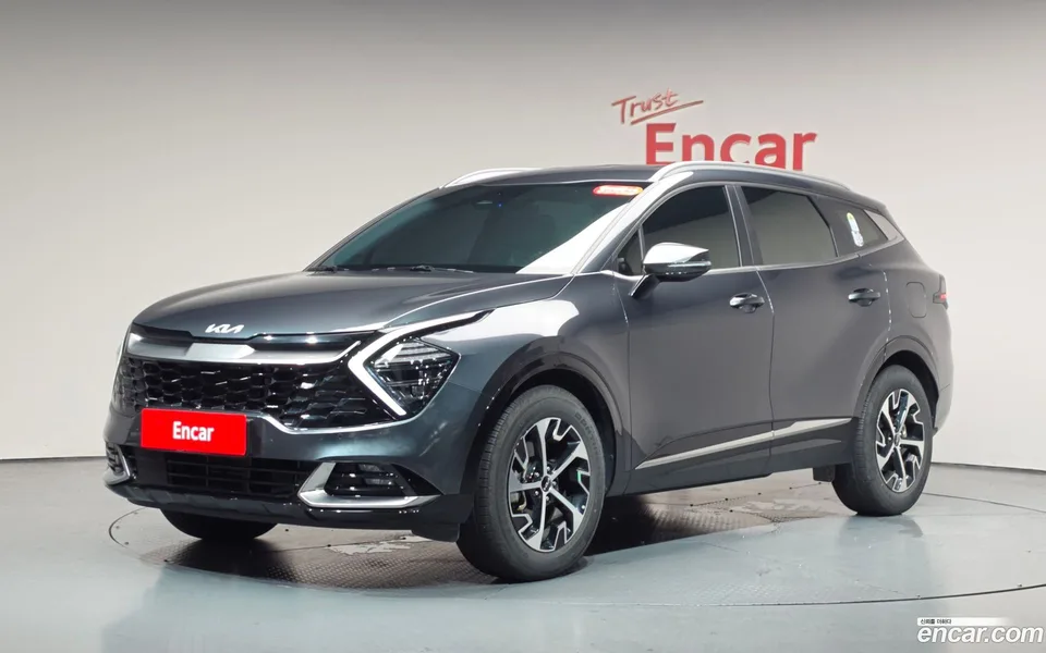 Kia Sportage Hybrid 2WD 2024 — photo 1, buy with delivery to Moscow