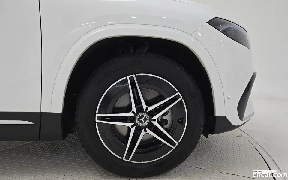 Mercedes-Benz EQA EQA250 AMG 2025 — thumbnail 2