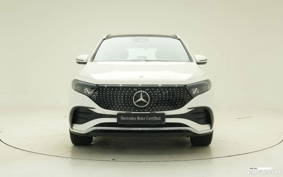 Mercedes-Benz EQA EQA250 AMG 2025 — thumbnail 3