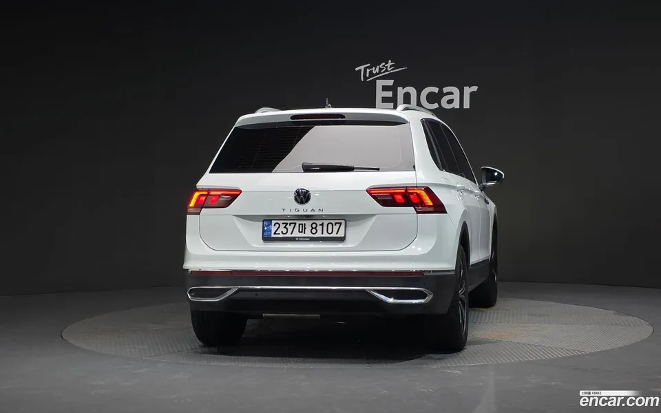 Volkswagen Tiguan 2.0 TDI 2022 — миниатюра 4