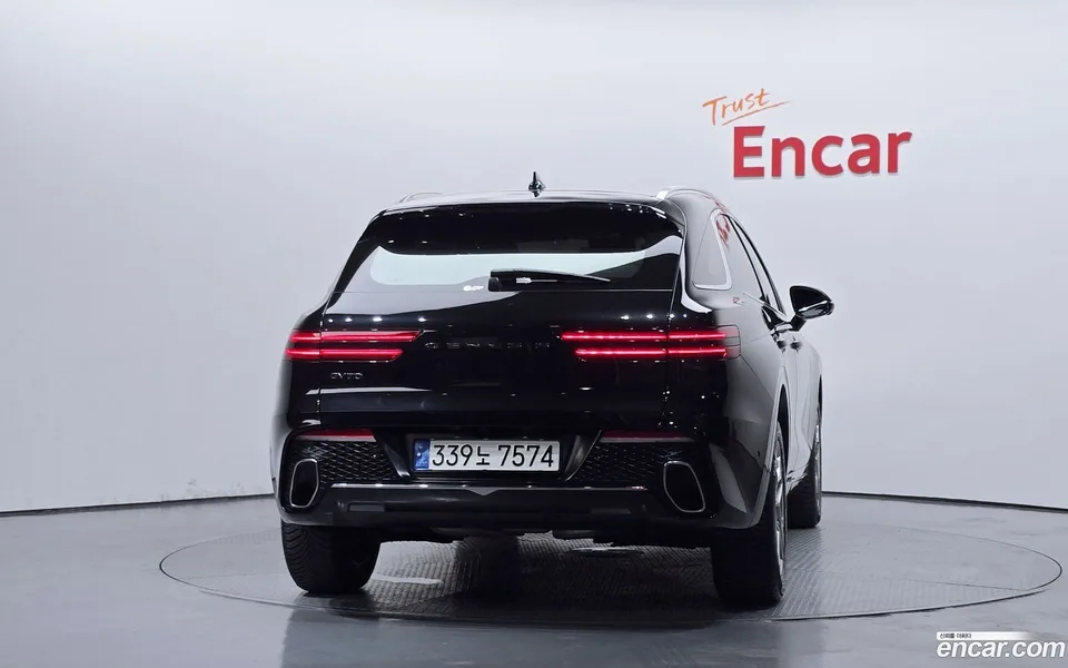 Genesis GV70 2.5T 2WD 2023 — thumbnail 4