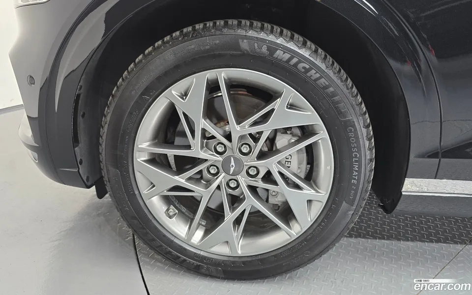 Genesis GV70 2.5T 2WD 2023 — thumbnail 5
