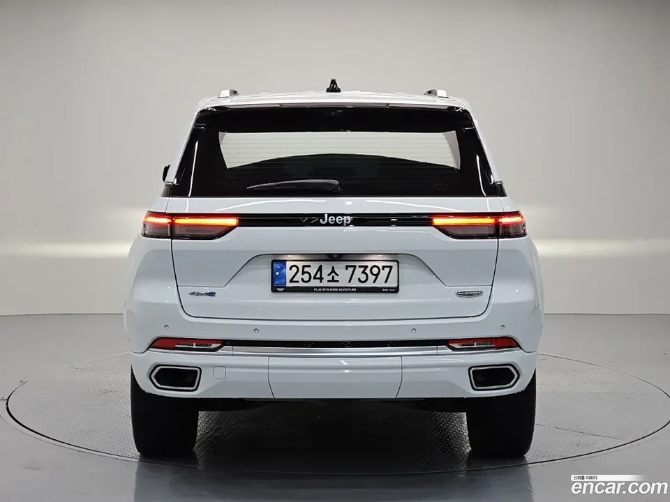 Jeep Grand Cherokee 4xe 2023 — thumbnail 3