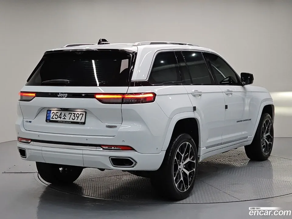 Jeep Grand Cherokee 4xe 2023 — thumbnail 4