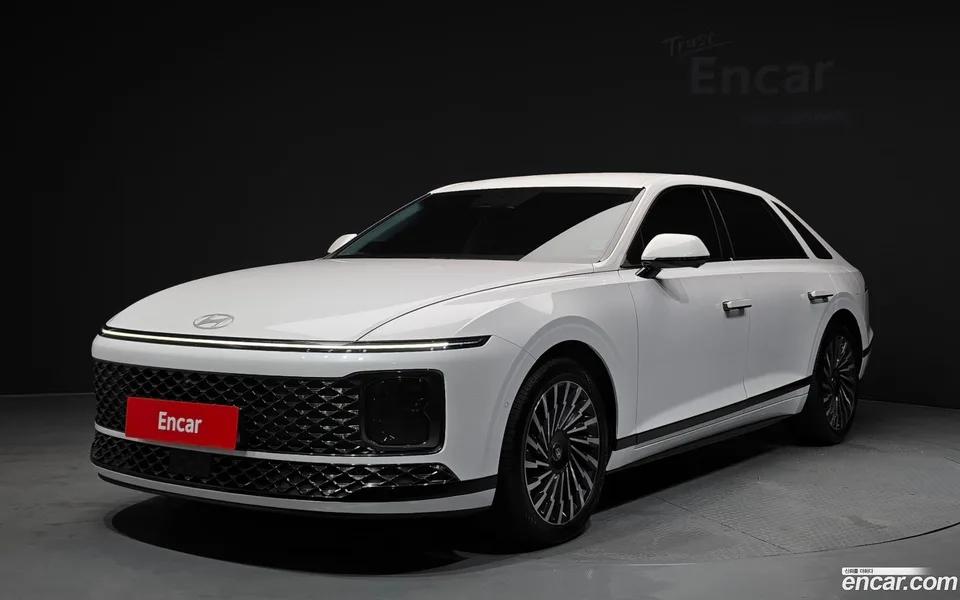 Hyundai Grandeur Hybrid 2025 — photo 1, buy with delivery to Moscow