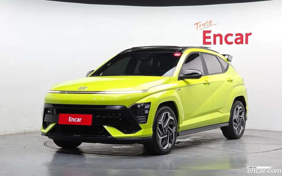 Hyundai Kona 1.6 2WD 2023 — photo 1, buy with delivery to Moscow