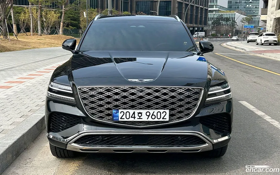Genesis GV80 2.5T 2WD 2025 — photo 1, buy with delivery to Moscow