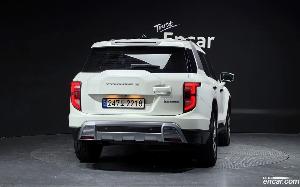 KG Mobility Torres 1.5 2WD 2022 — thumbnail 4