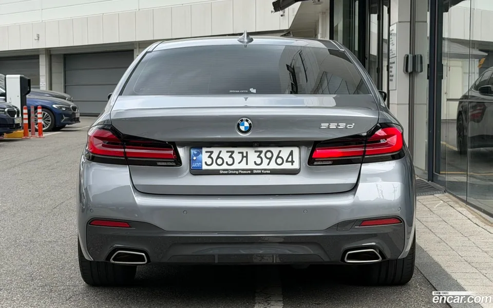 BMW 5 Series 523d M 2023 — thumbnail 4