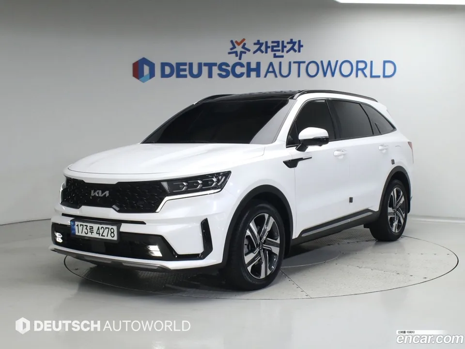 Kia Sorento HEV 1.6 2WD 2023 — photo 1, buy with delivery to Moscow