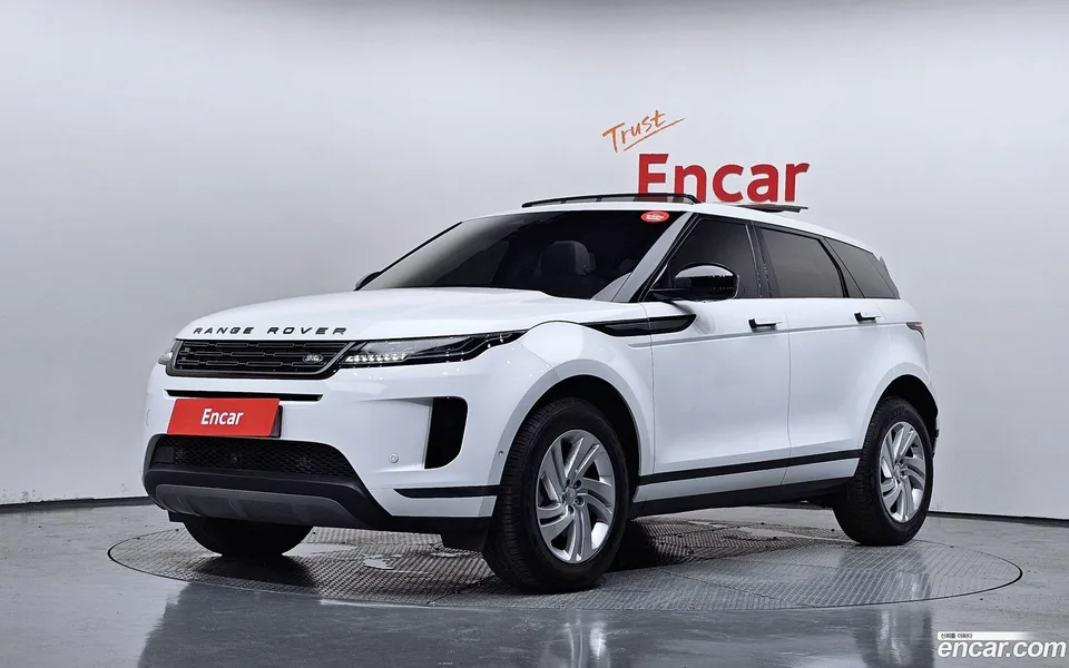 Land Rover Range Rover Evoque P250 S 2025 — photo 1, buy with delivery to Moscow