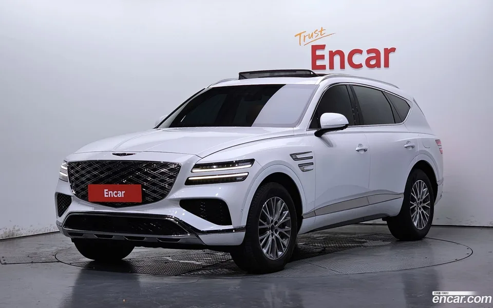 Genesis GV80 2.5T 2WD 2024 — photo 1, buy with delivery to Moscow