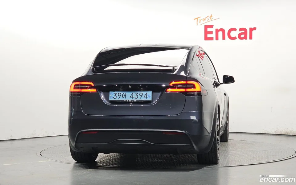 Tesla Model X AWD 2023 — миниатюра 4