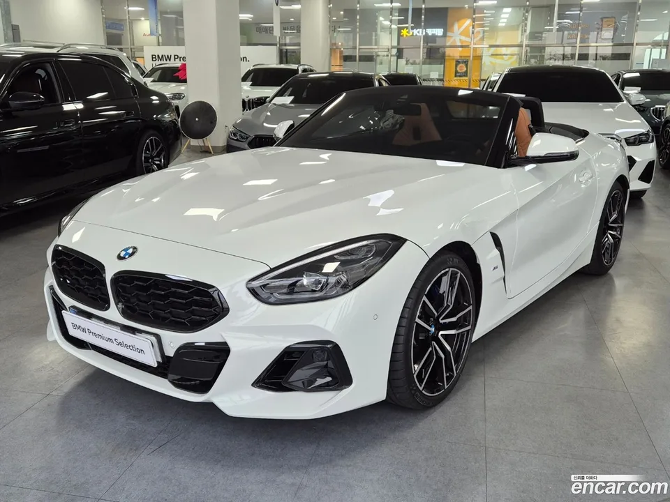 BMW Z4 sDrive20i M 2026 — photo 1, buy with delivery to Moscow