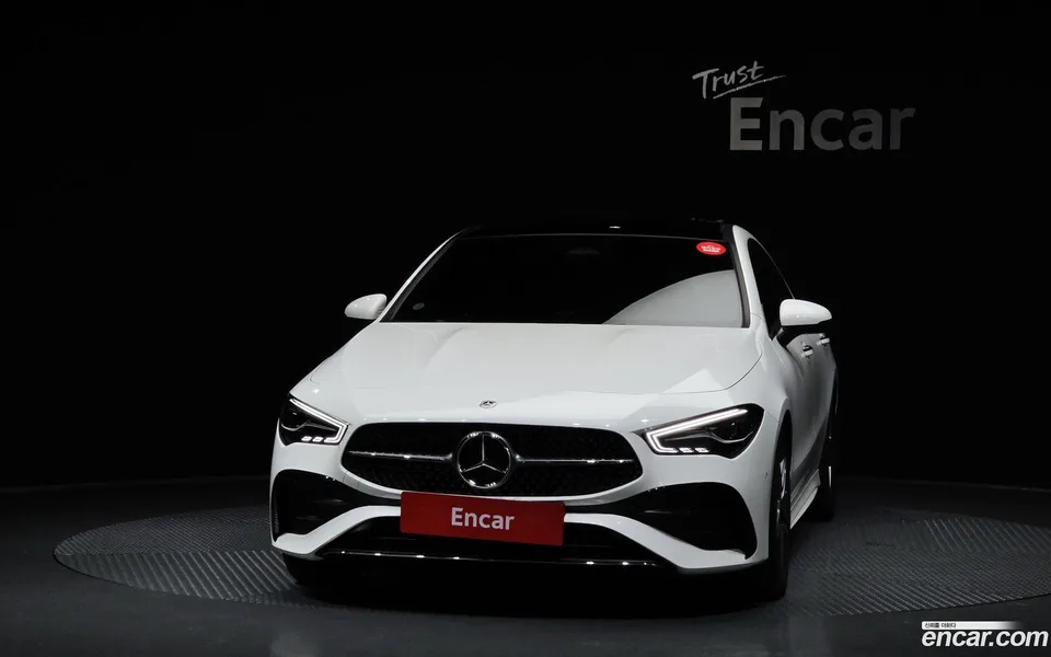 Mercedes-Benz CLA-Class CLA250 4MATIC 2024 — thumbnail 3