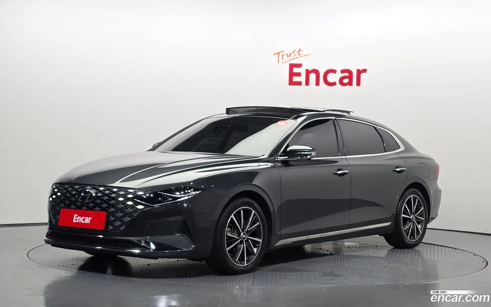 Hyundai Grandeur IG 2.5 2022 — photo 1, buy with delivery to Moscow
