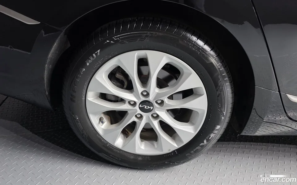 Kia K8 2.5 2WD 2022 — thumbnail 5