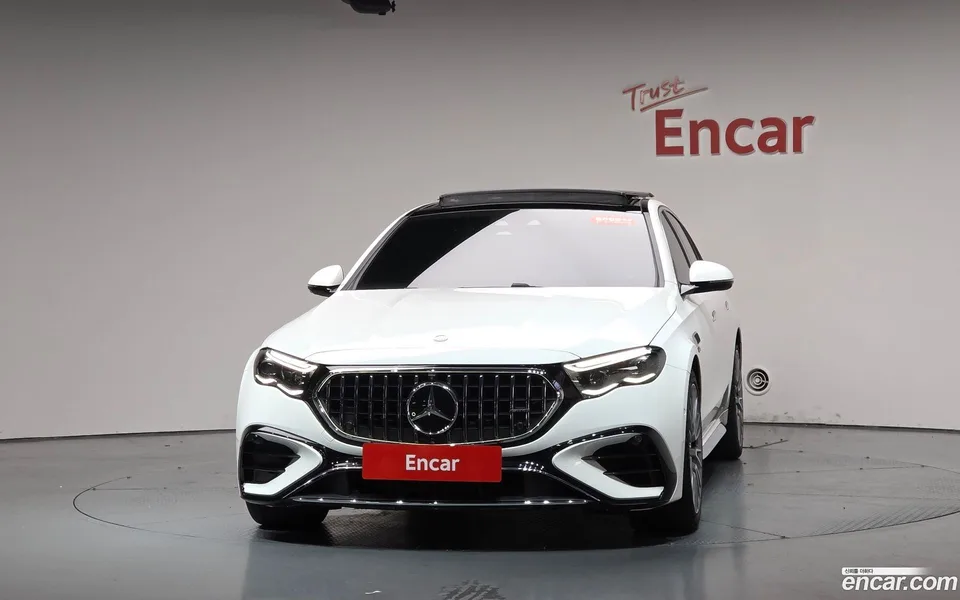 Mercedes-Benz E-Class AMG E53e 4MATIC+ 2025 — thumbnail 3