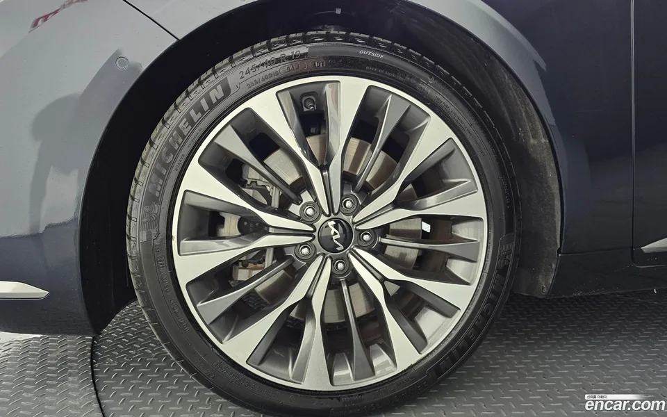 Kia K8 3.5 4WD 2022 — thumbnail 5