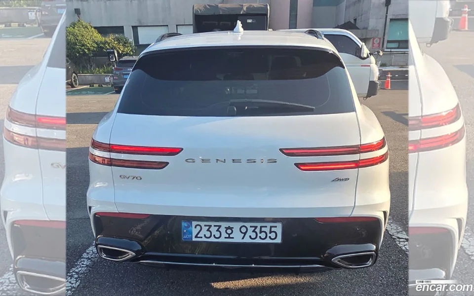 Genesis GV70 2.5T AWD 2025 — thumbnail 4