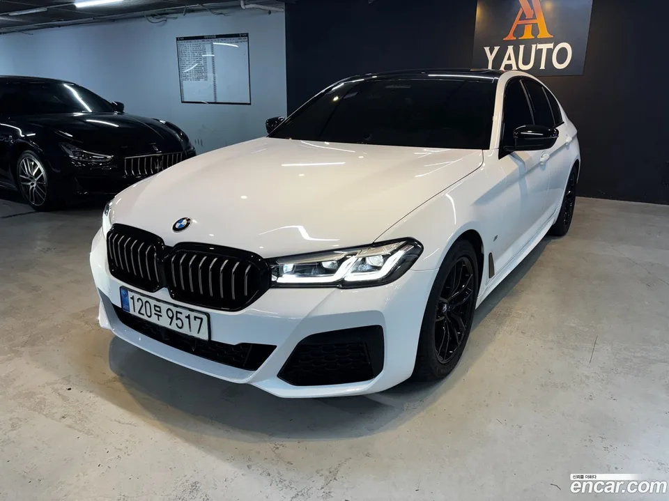 BMW 5 Series 520i M 2022 — photo 1, buy with delivery to Moscow