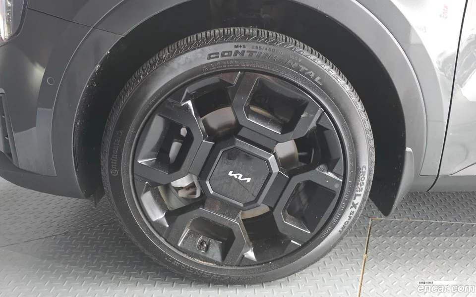 Kia Sorento 2.5T 2WD 2023 — thumbnail 5