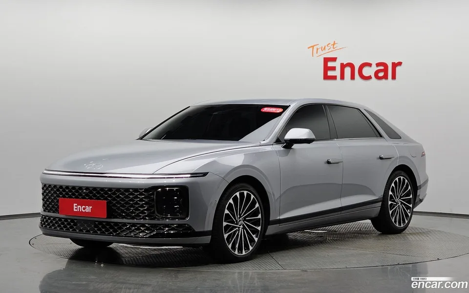 Hyundai Grandeur 2.5 2WD 2023 — photo 1, buy with delivery to Moscow