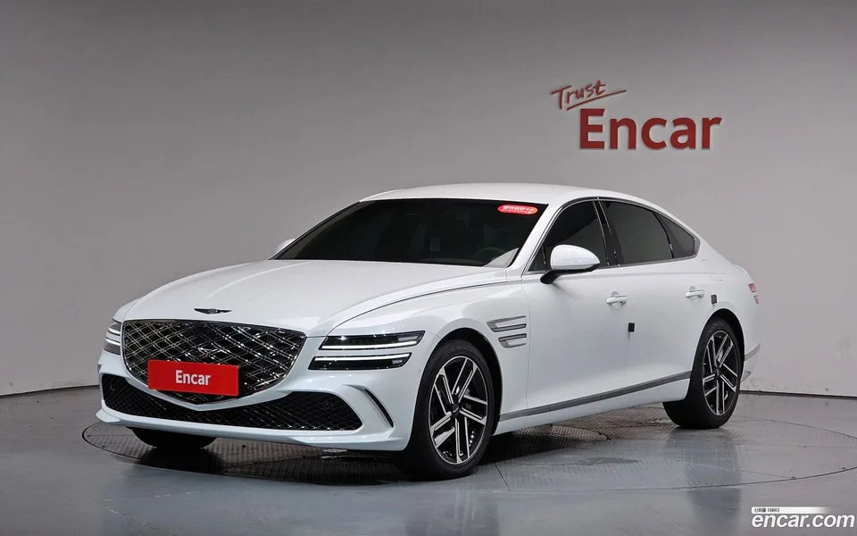 Genesis G80 2.5 AWD 2024 — photo 1, buy with delivery to Moscow