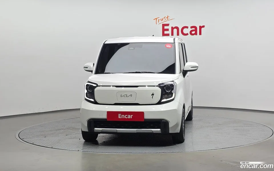 Kia Ray EV 2023 — thumbnail 3