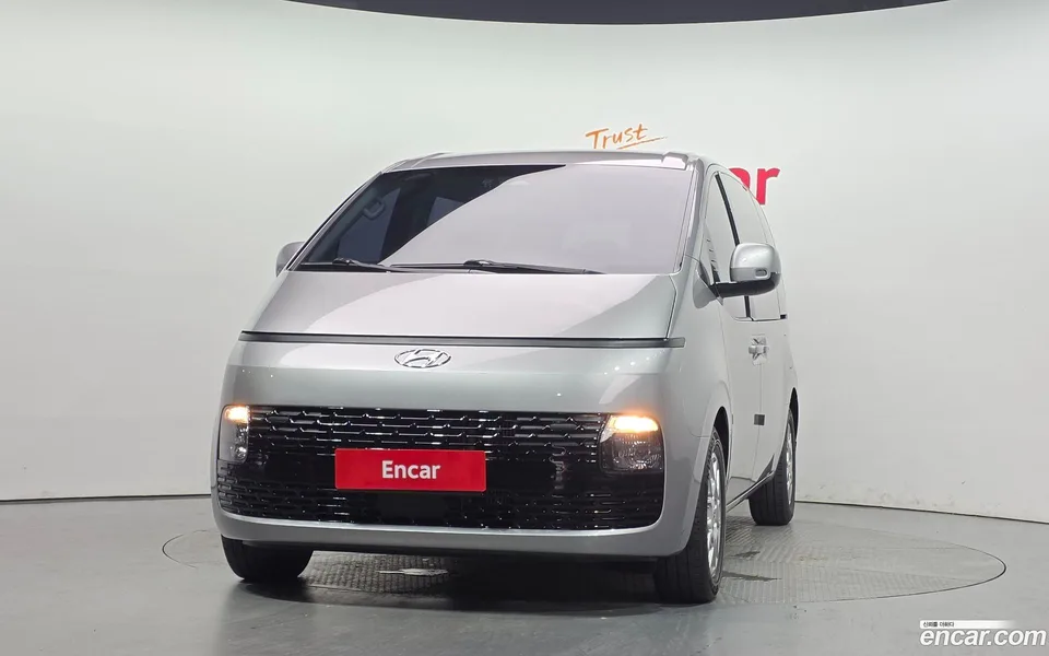 Hyundai Staria 4WD 9 2022 — thumbnail 3