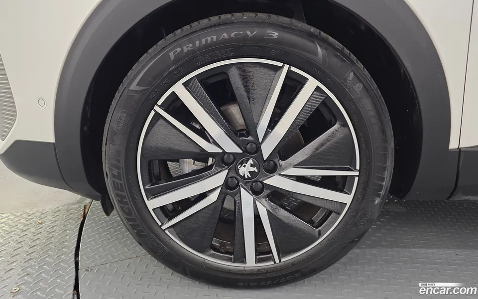Peugeot 5008 1.2 Pure Tech GT 2024 — thumbnail 2