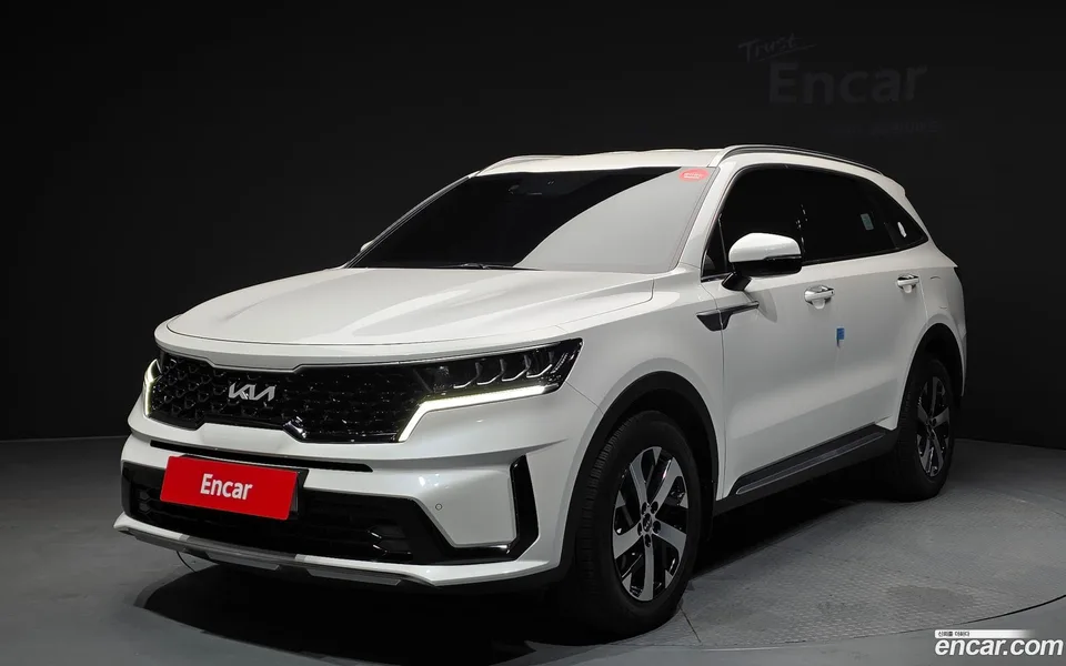 Kia Sorento 2.5T 4WD 2023 — photo 1, buy with delivery to Moscow