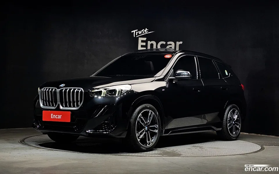 BMW X1 xDrive 20i M 2025 — photo 1, buy with delivery to Moscow