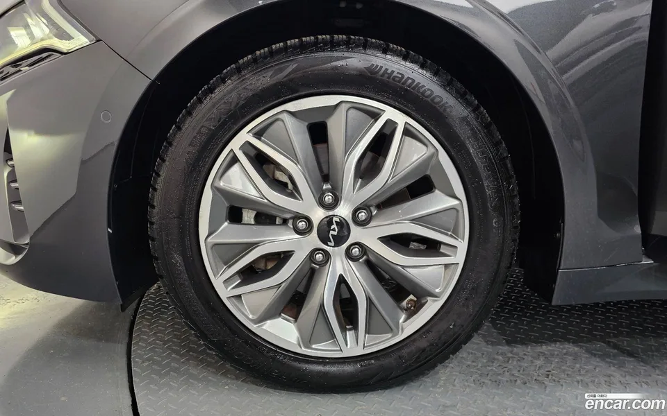 Kia K5 Hybrid 2022 — миниатюра 5